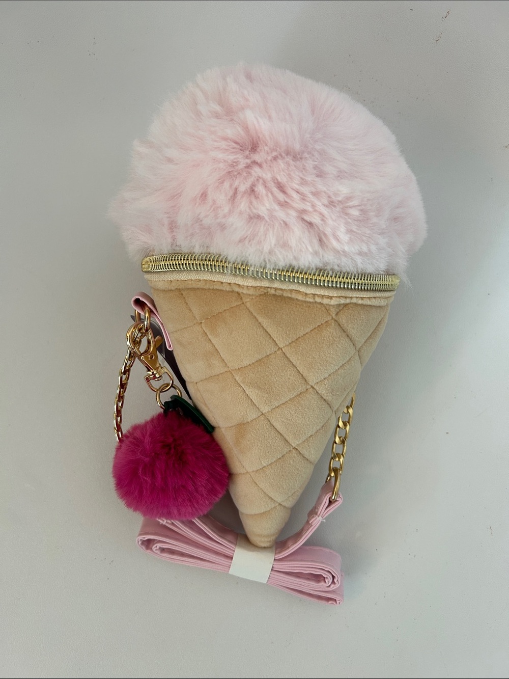 🍦Plush Ice Cream Crossbody Bag 💕 Pink & Beige